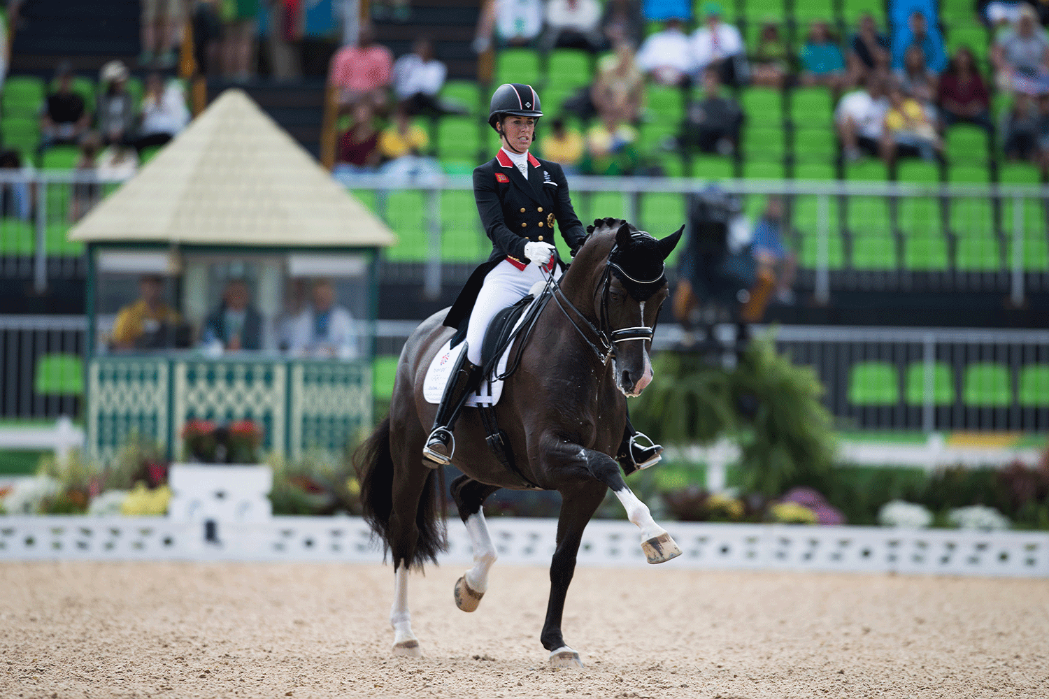 Charlotte Dujardin og Valegro på banen ved OL 2016. Foto: FEI